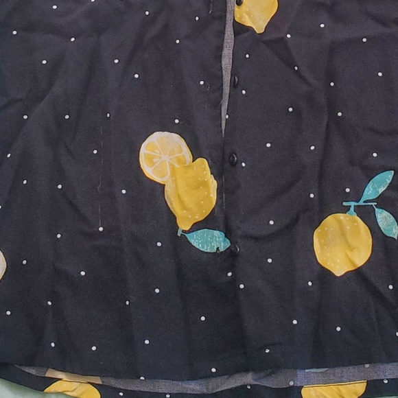 Lemon print polka dot Arizona button-down shirt, size S, fair condition - Picture 5 of 7
